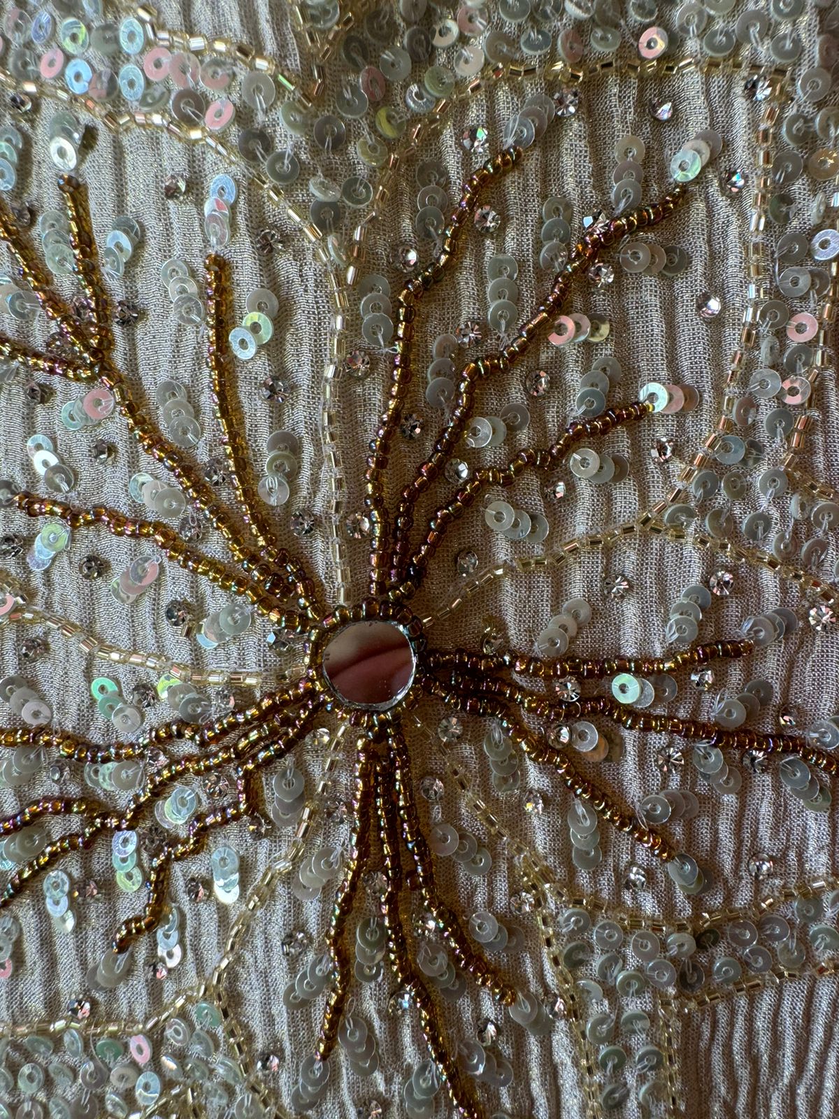 Crushed tissue shirt (Ivory in colour)