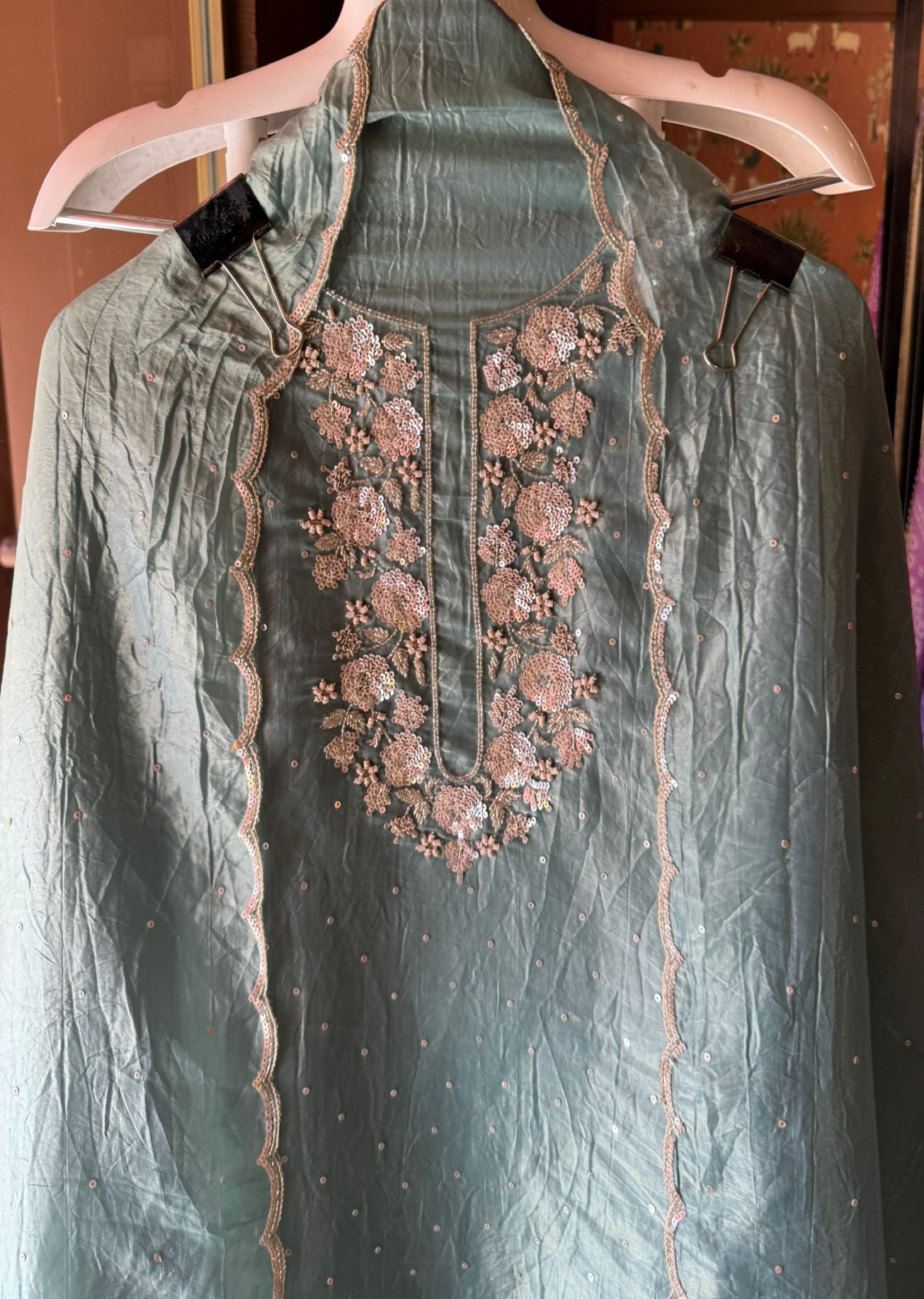 Soft glass tissue shirt