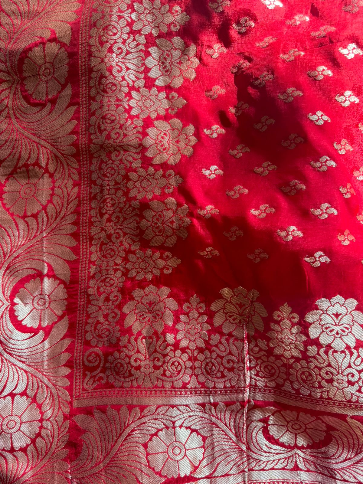 Semi Silk shirt with V neckline