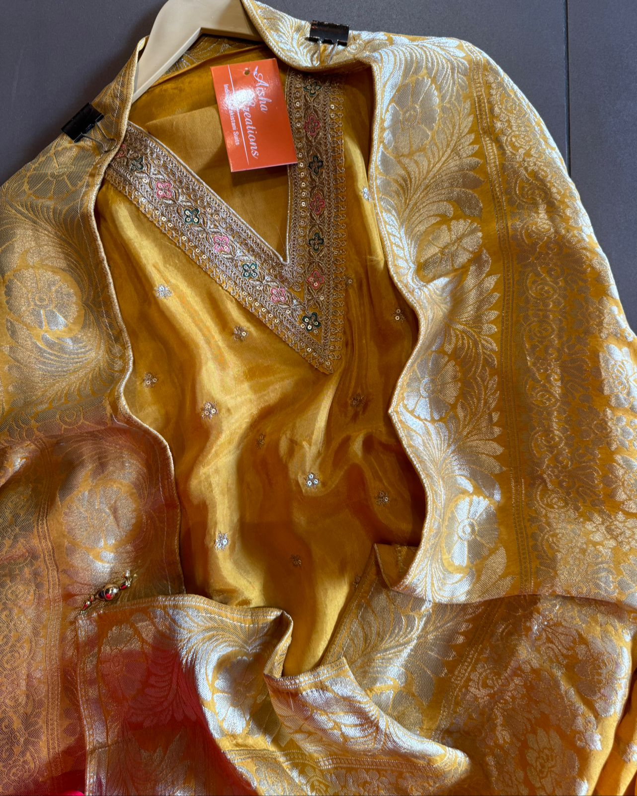 Semi Silk shirt with V neckline