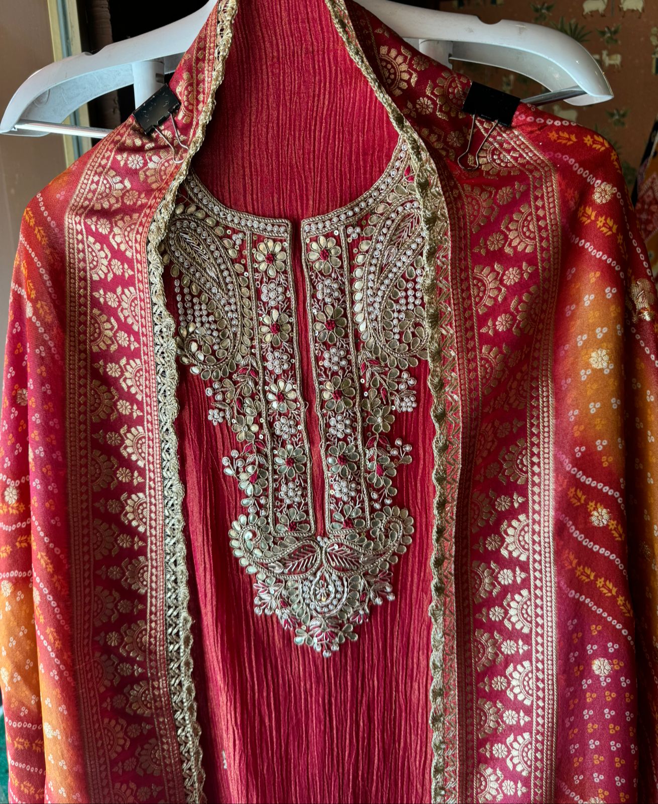 Pure crushed Shimmer tissue (Unstitched)