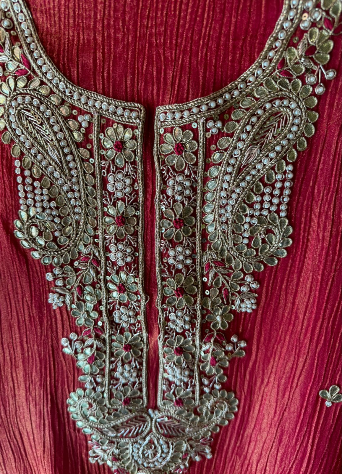 Pure crushed Shimmer tissue (Unstitched)