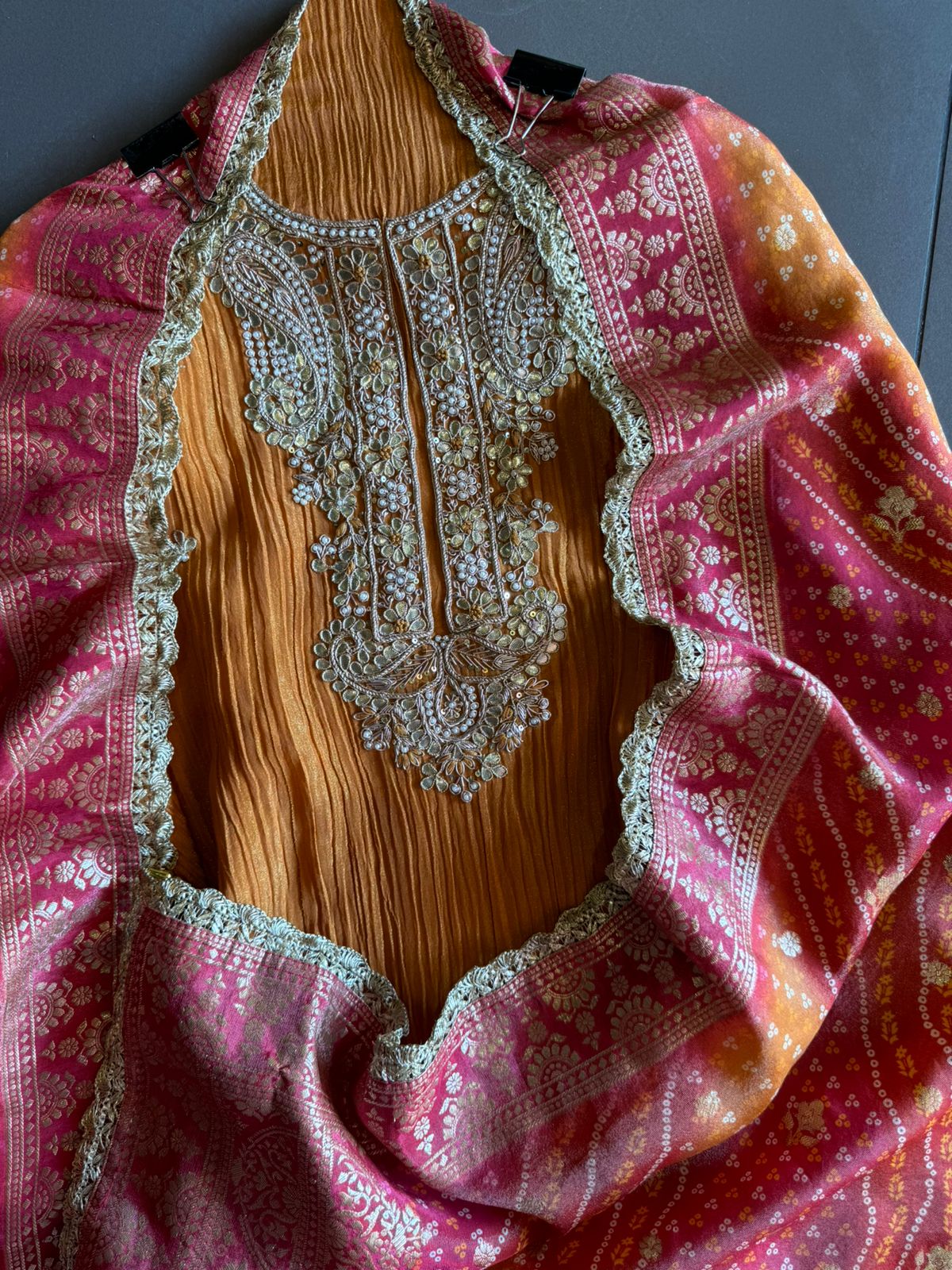 Pure crushed Shimmer tissue (Unstitched)