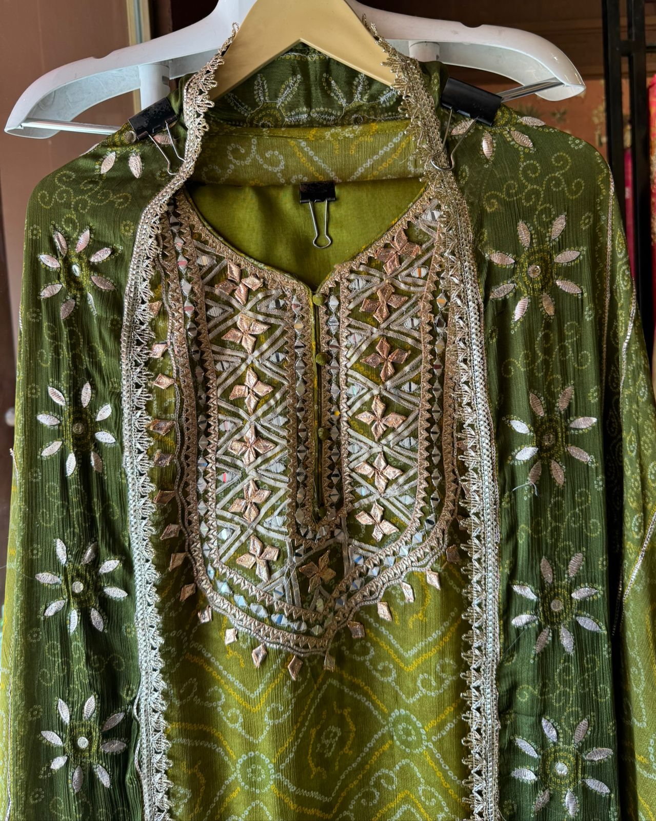 Pure chinon bandhani Printed shirt