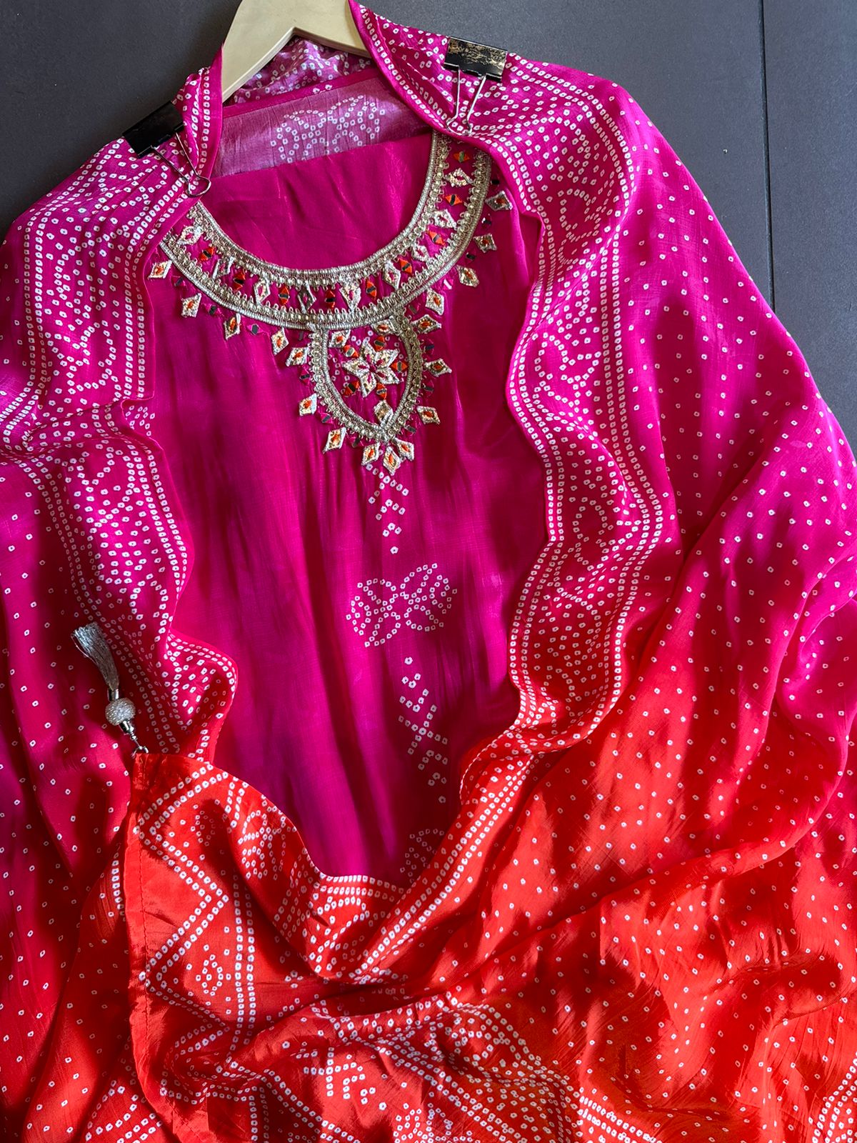 Pure Crepe Silk bandhani digital printed