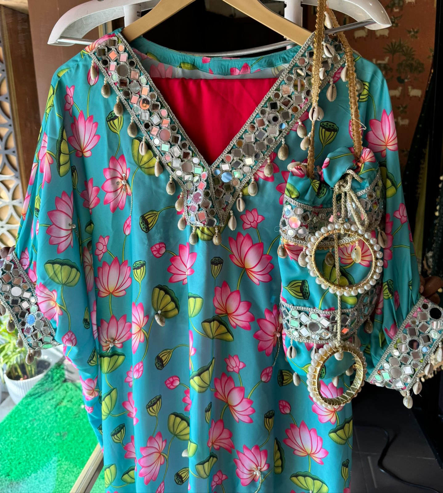 Shop our New Kaaftan set with Pichwai art