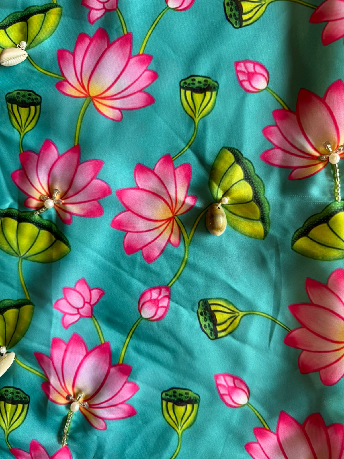 Shop our New Kaaftan set with Pichwai art