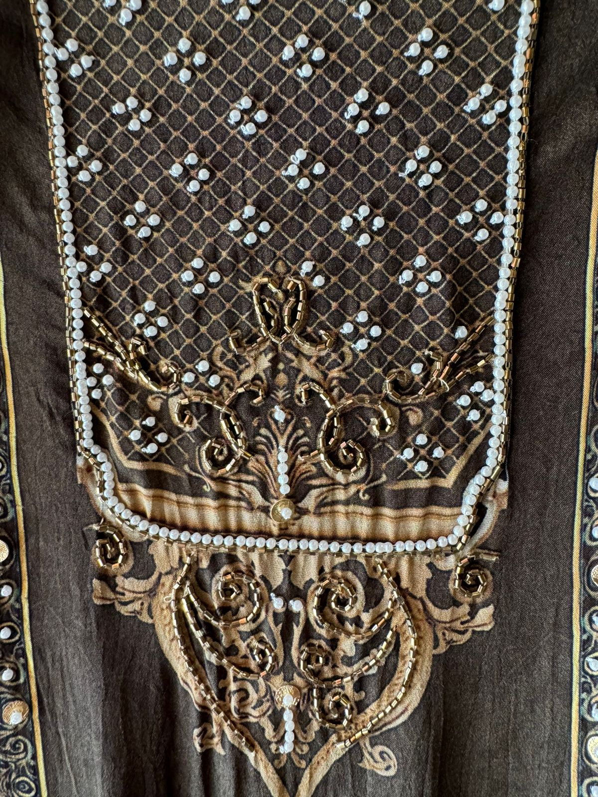 Pure crepe Pakistani digital prints (Unstitched fabrics)