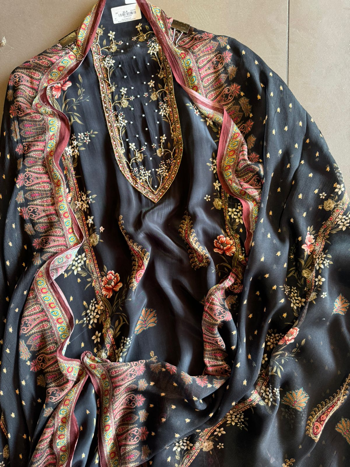 Pure crepe Pakistani digital prints (Unstitched fabrics)