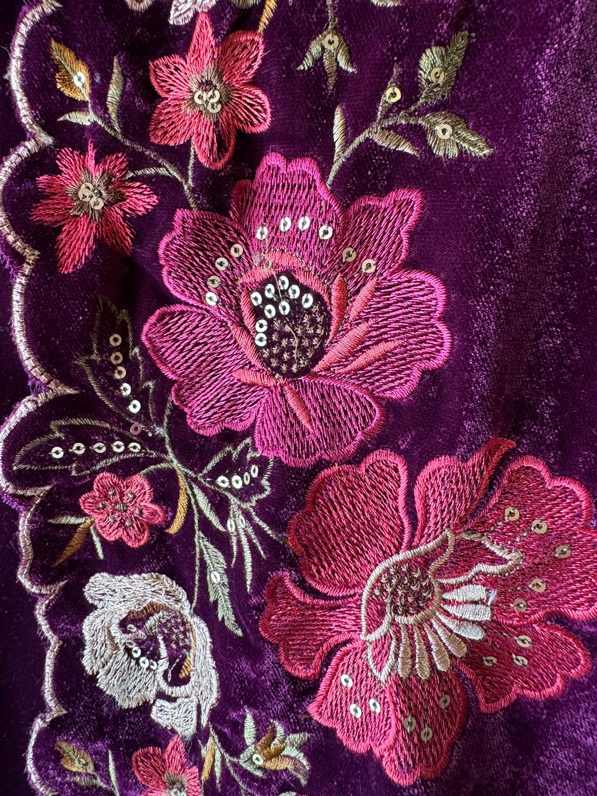 Micro velvet Unstitched suit