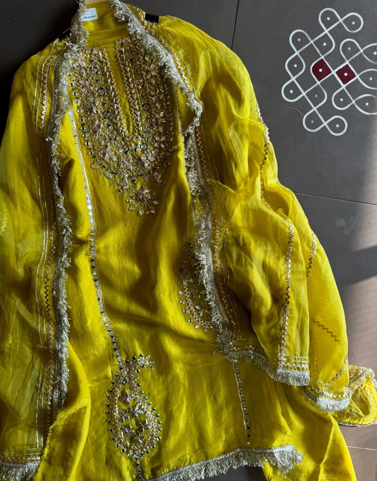 Soft shimmer tissue Unstitched Full Size shirt