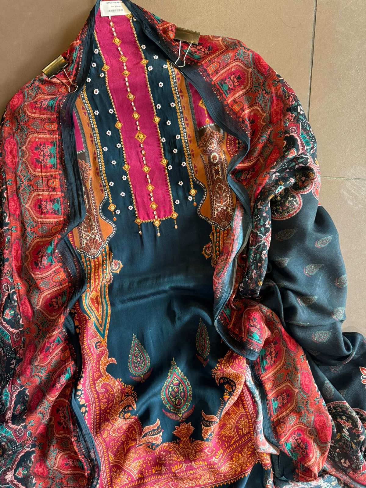 Pure crepe Pakistani digital prints (Unstitched fabrics)