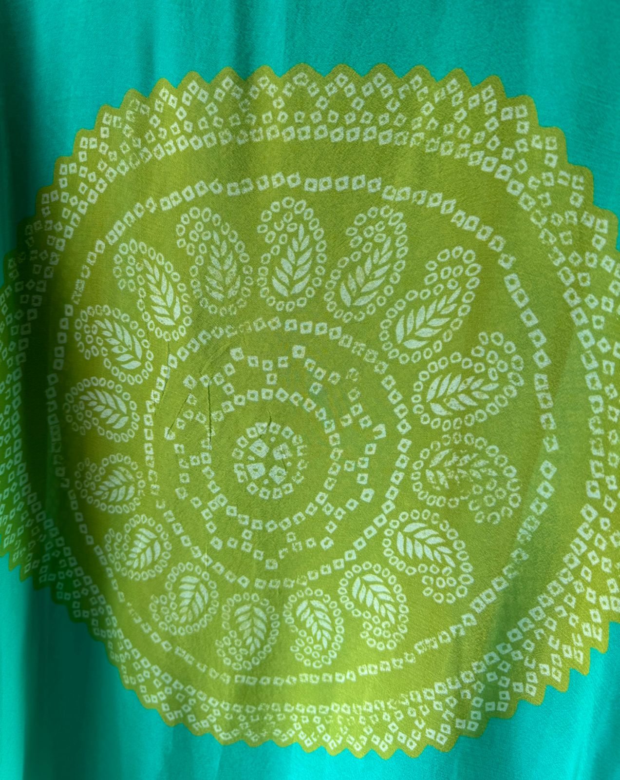 Crepe digital printed bandhani suit (Unstitched)