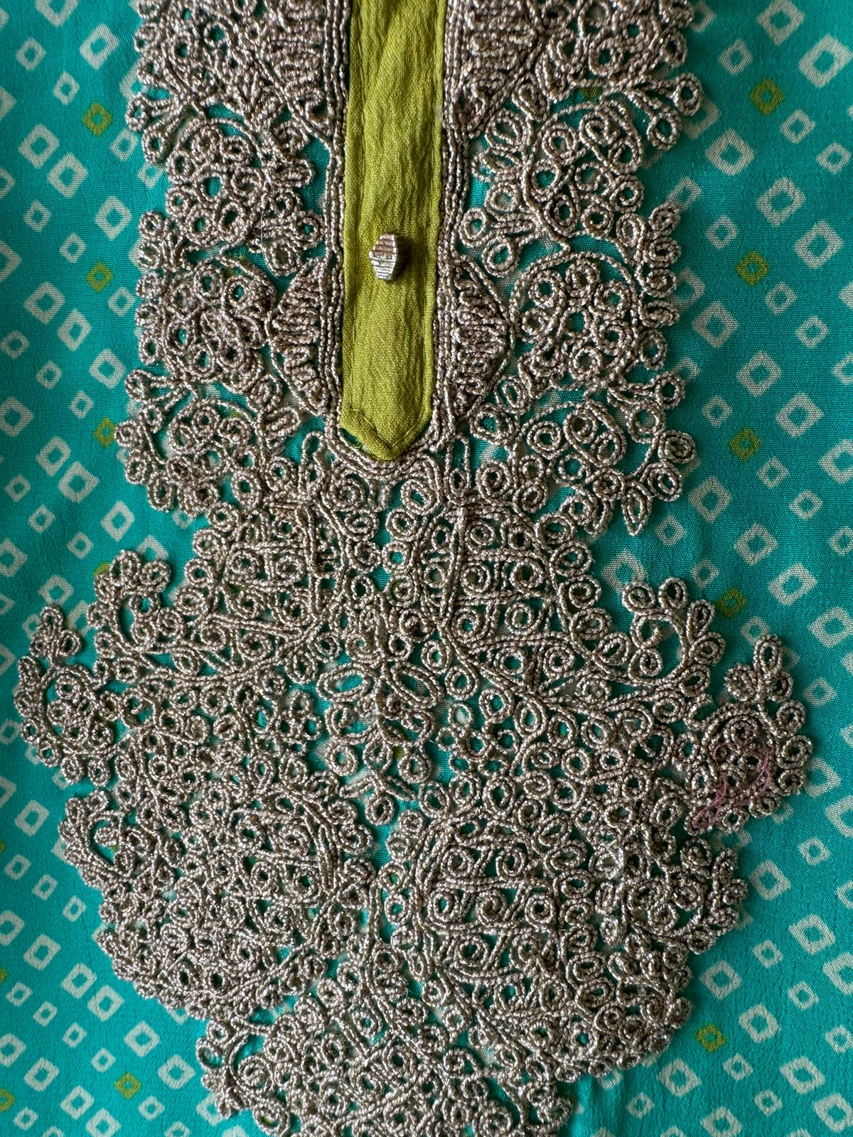 Crepe digital printed bandhani suit (Unstitched)