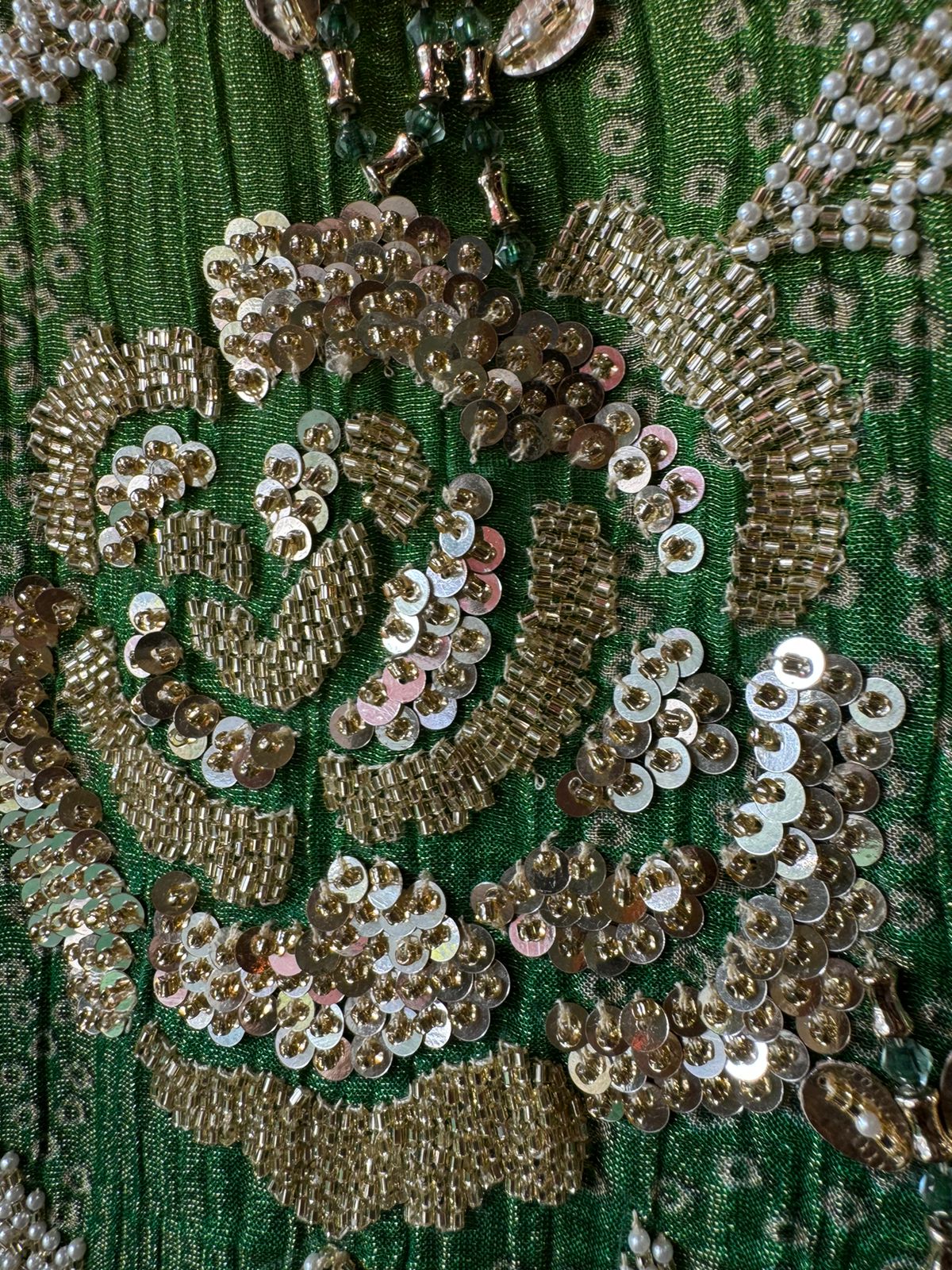 Crushed stretchable Tissue fabric