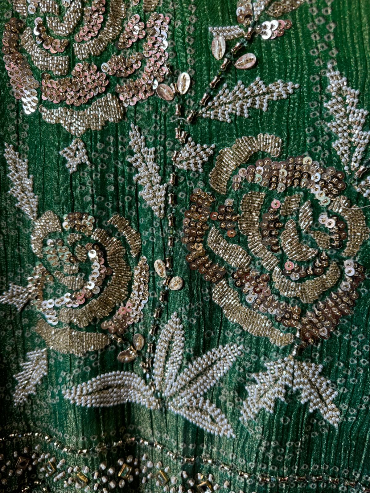 Crushed stretchable Tissue fabric