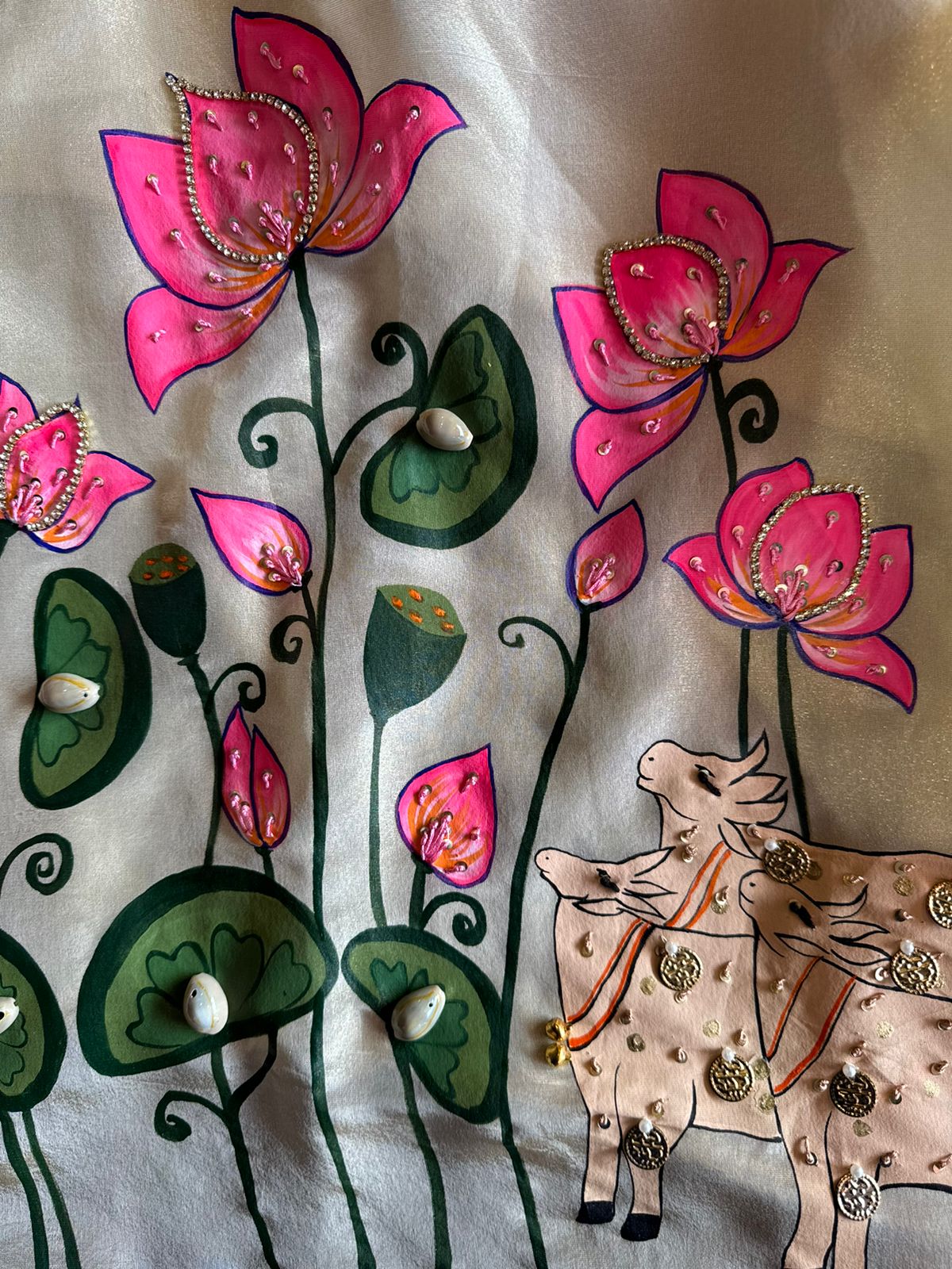 Pure tissue hand painted suit