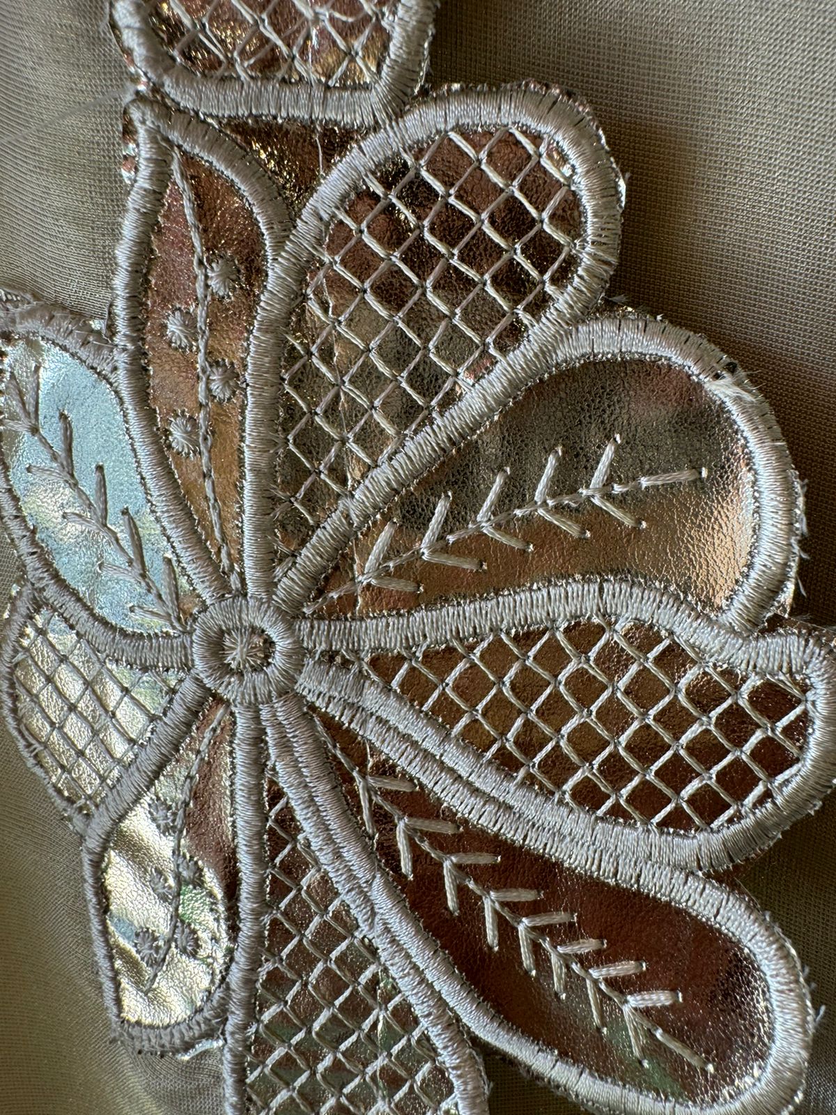 Soft tissue unstitched full size shirt