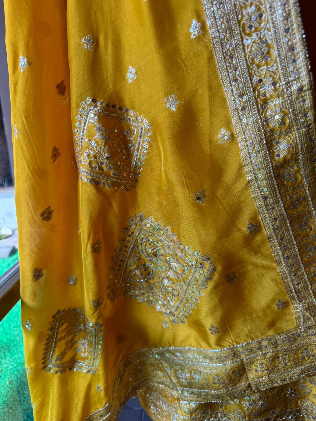 Soft organza Silk Unstitched full size suit