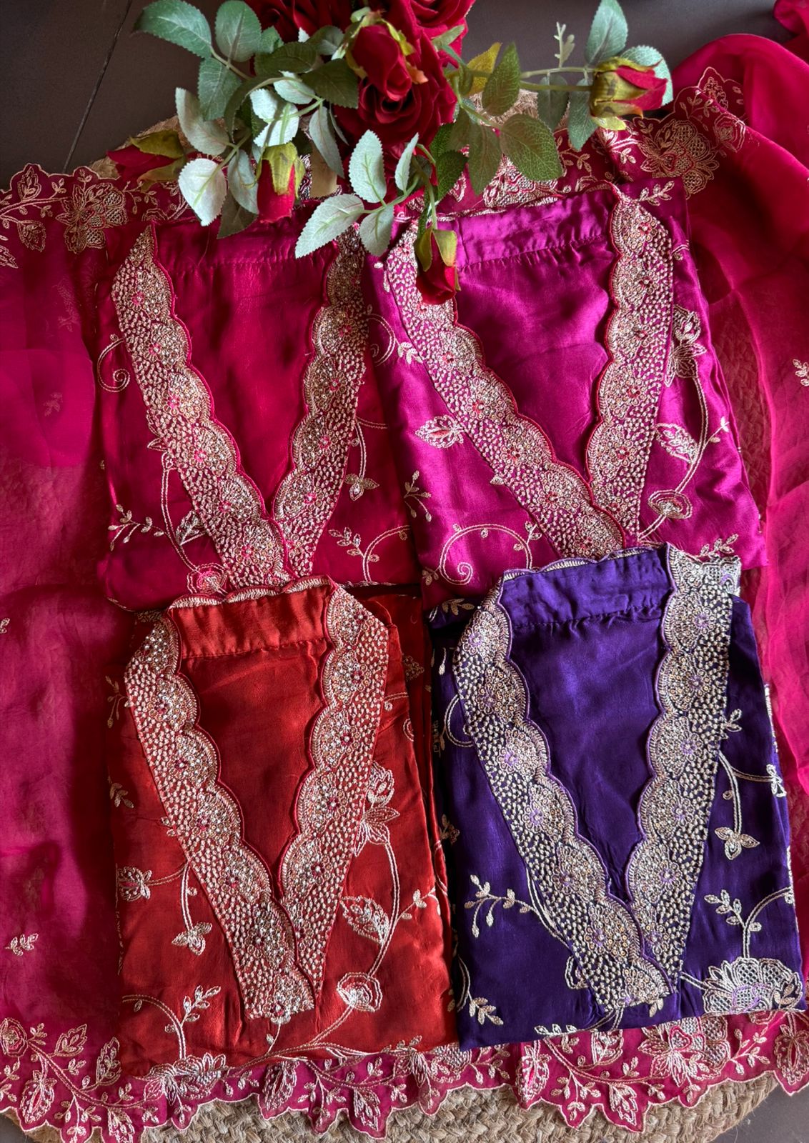 Show our new embroidered Silk Collection