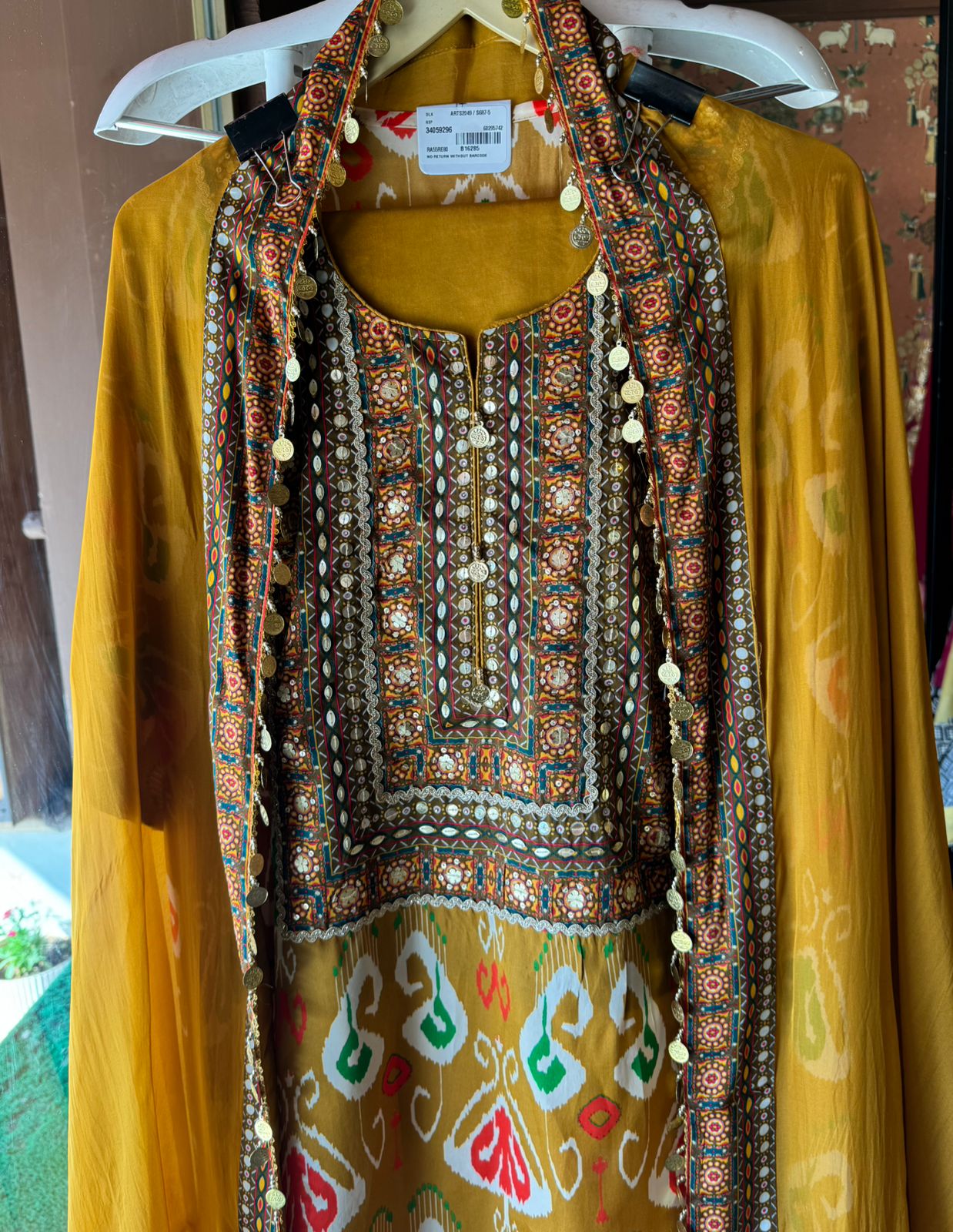 Shop our Best seller Now In unstitched