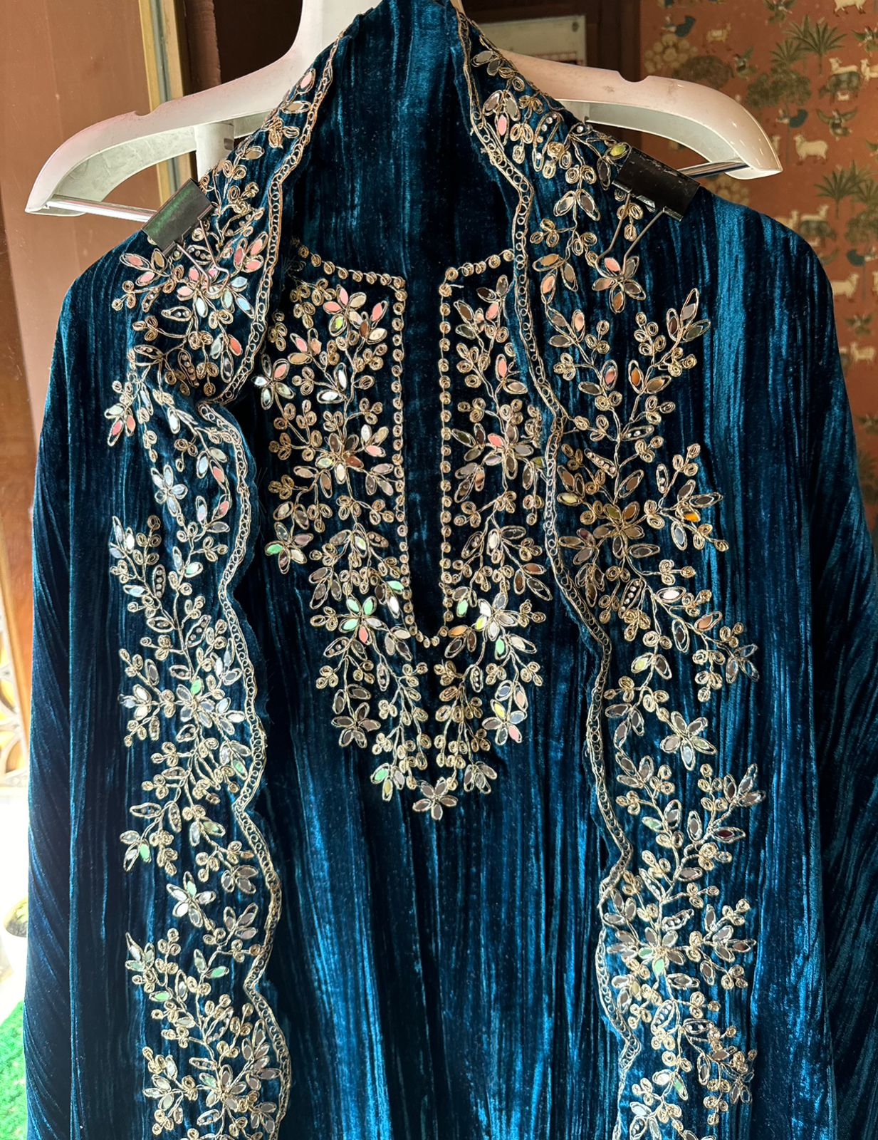 SHOP OUR BEST SELLING CRUSHED VELVET MIRROR WORK SUITS