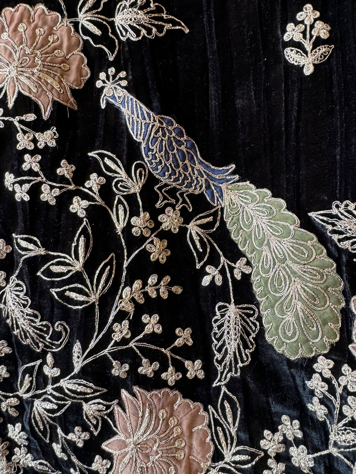 Crushed velvet unstitched designer suit concept With very beautiful daaman