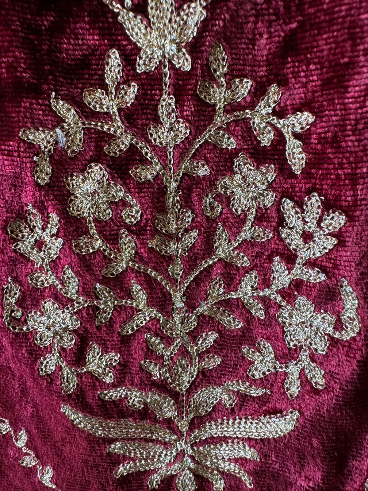 Shop our latest launch this winters of velvet suits with brasso shawls