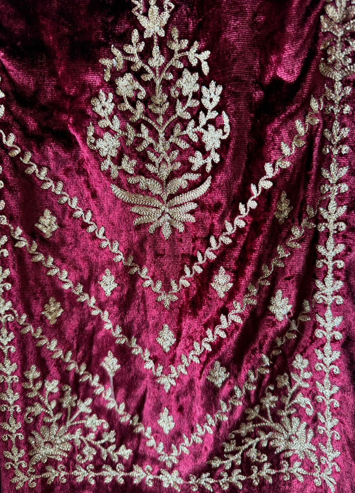 Shop our latest launch this winters of velvet suits with brasso shawls