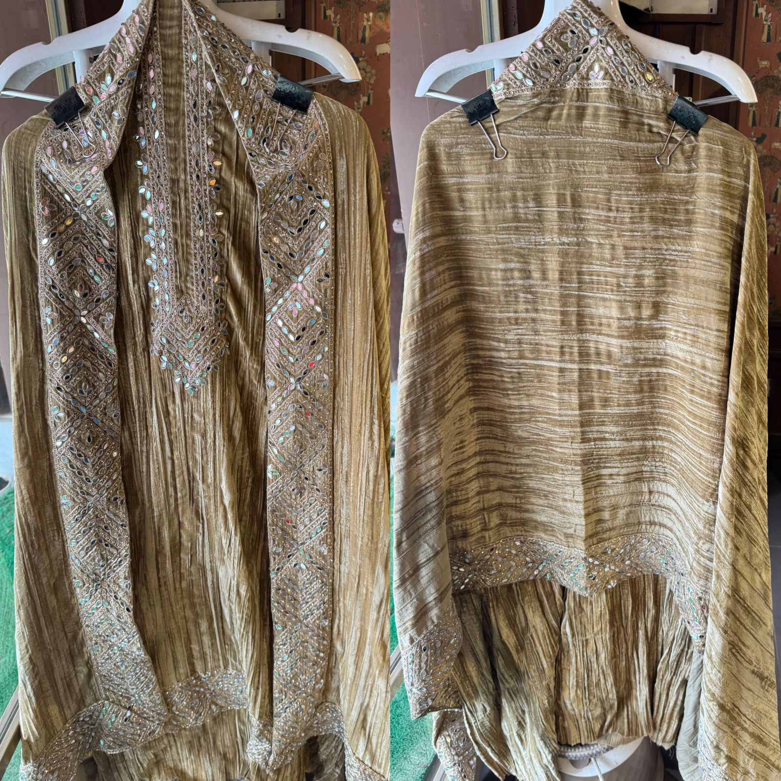 Crushed velvet unstitched Suit