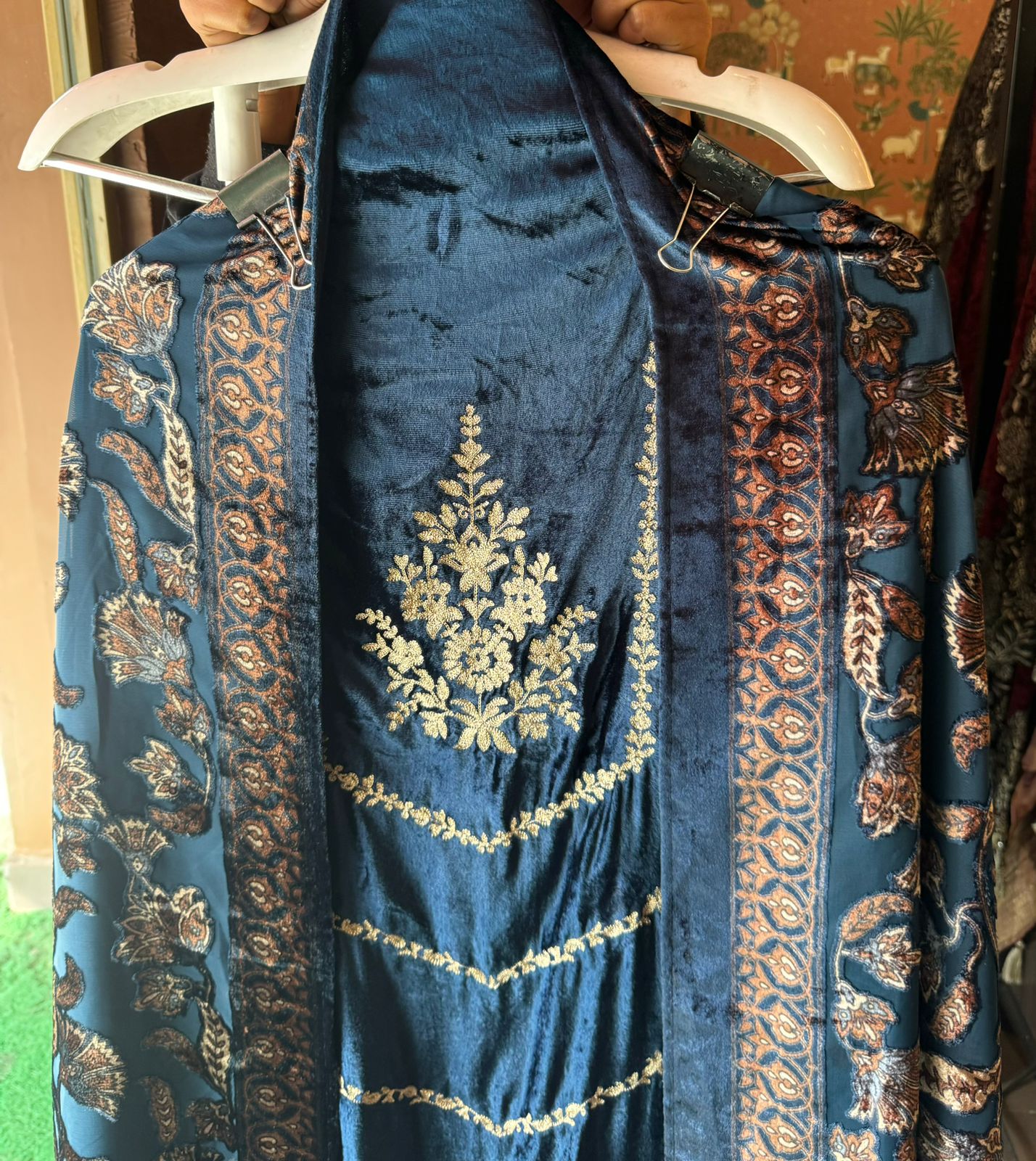 Shop our latest launch this winters of velvet suits with brasso shawls