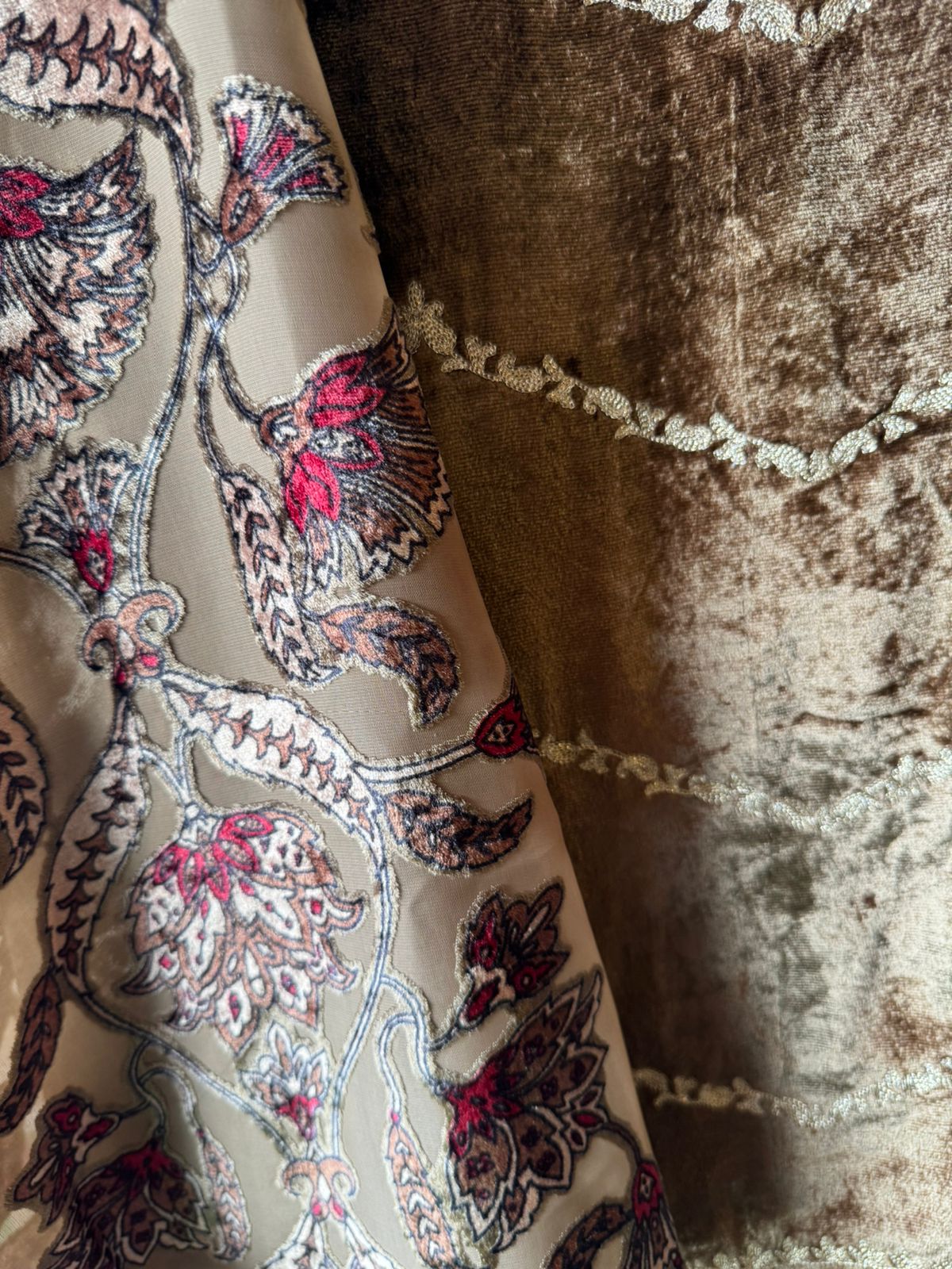 Shop our latest launch this winters of velvet suits with brasso shawls