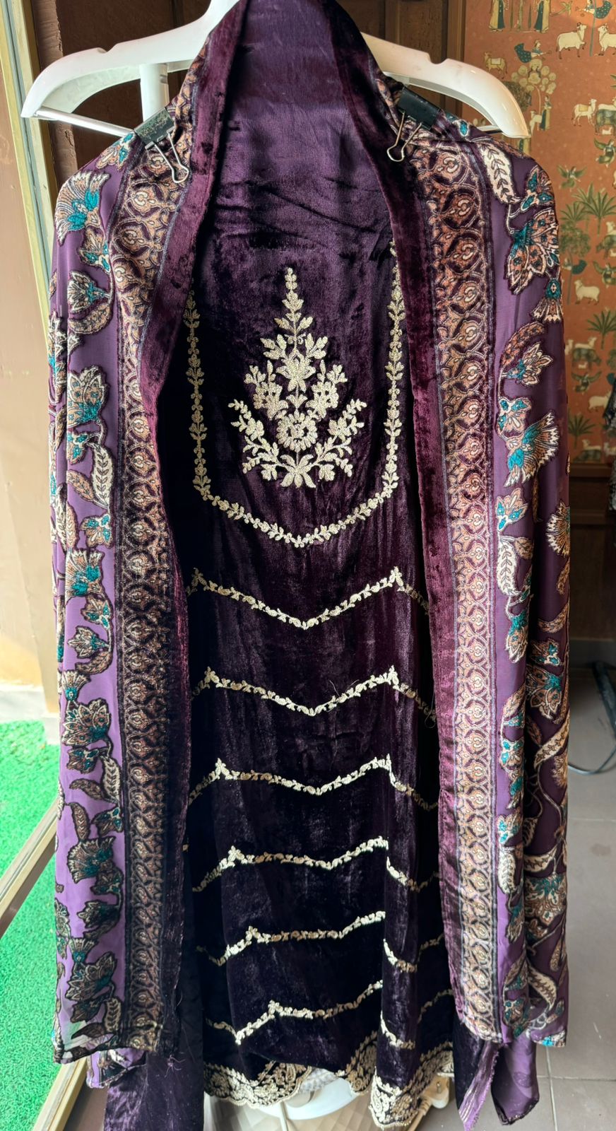 Shop our latest launch this winters of velvet suits with brasso shawls