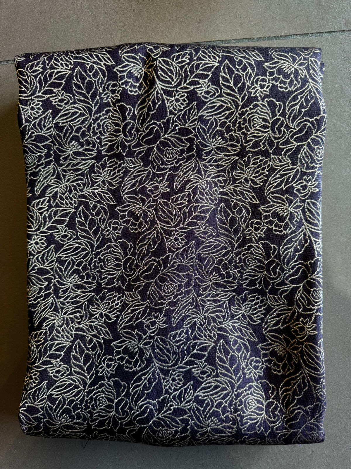 Shop our latest launch this winters of velvet suits with brasso shawls