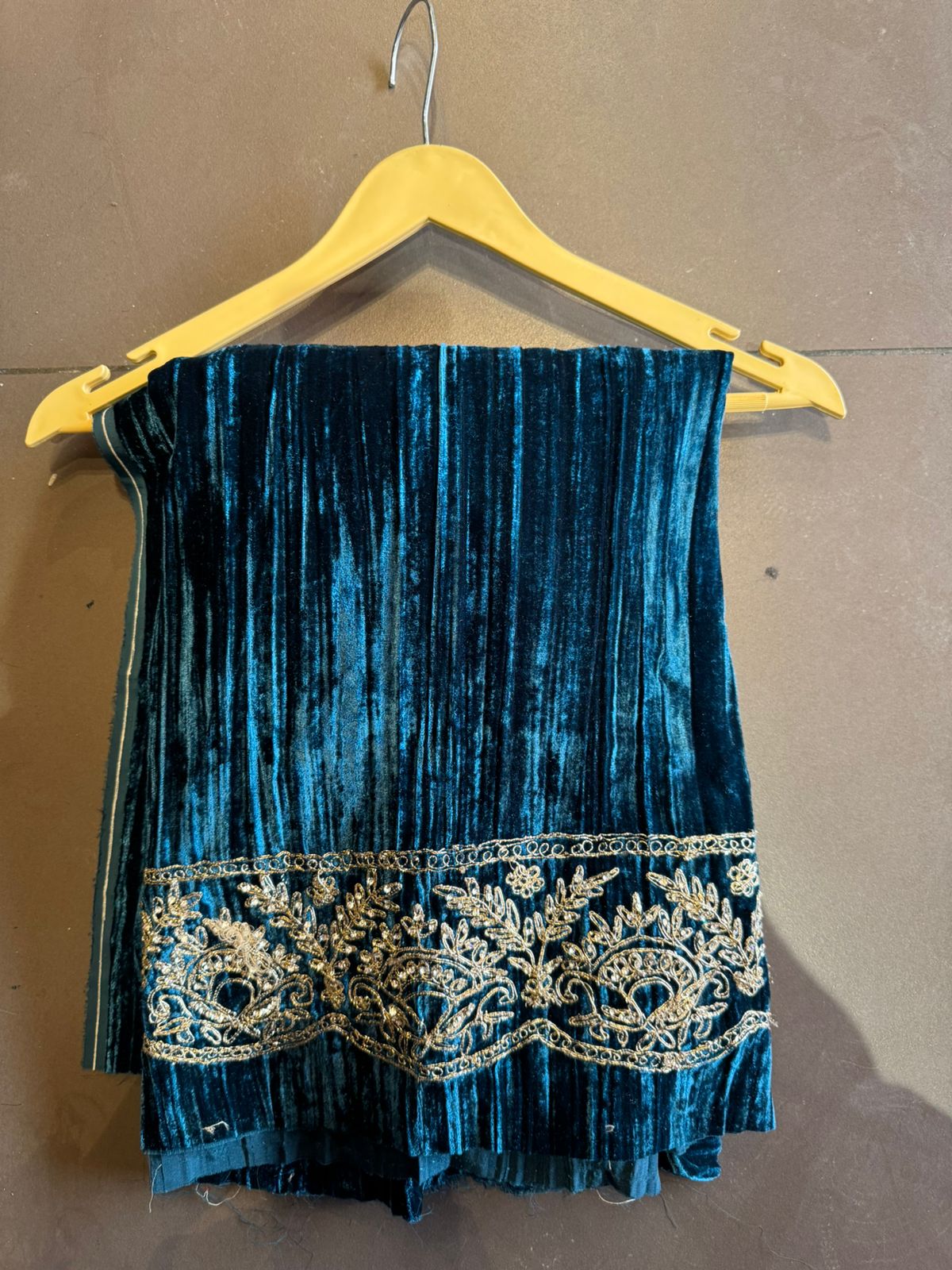 Pure crushed velvet Unstitched kurta