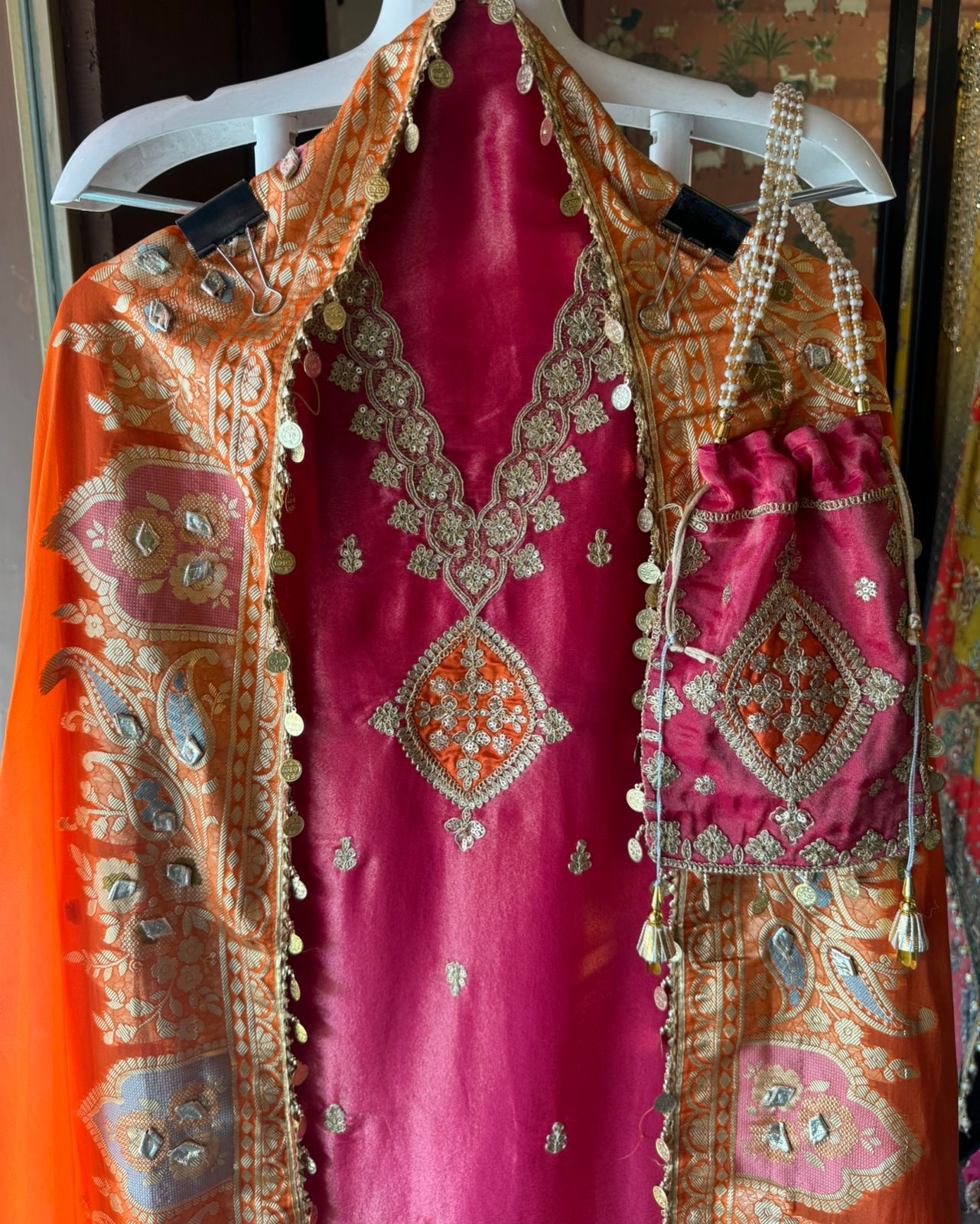 Pure 100% soft  tissue Unstitched shirt