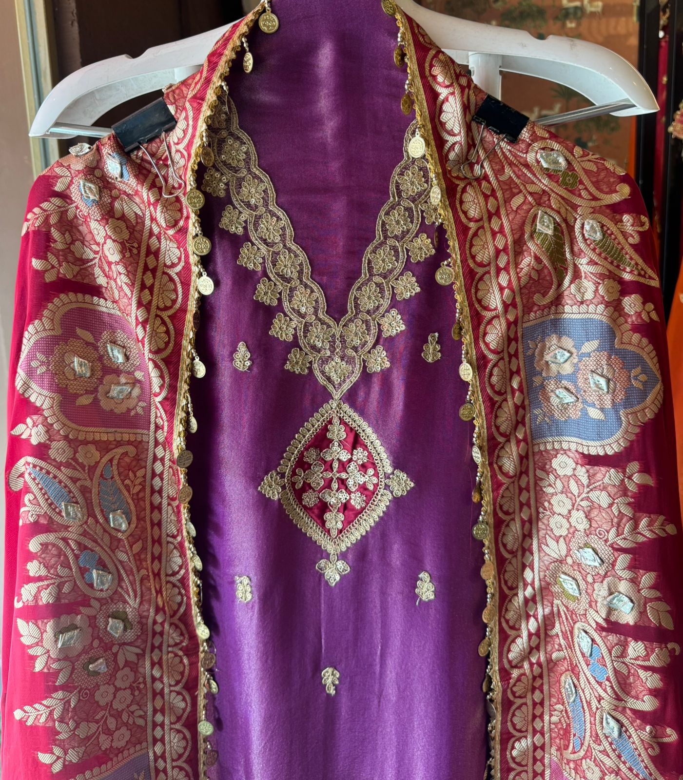 Pure 100% soft  tissue Unstitched shirt