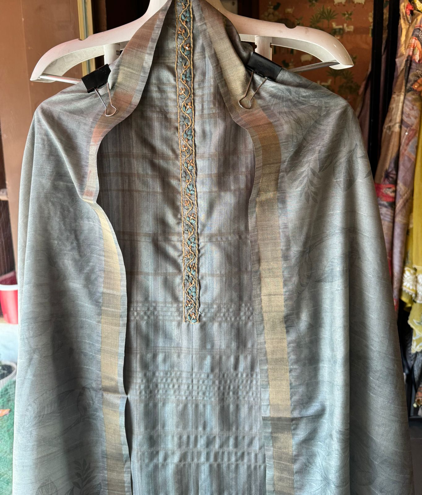 Pure Maheshwari Silk Unstitched Suit design