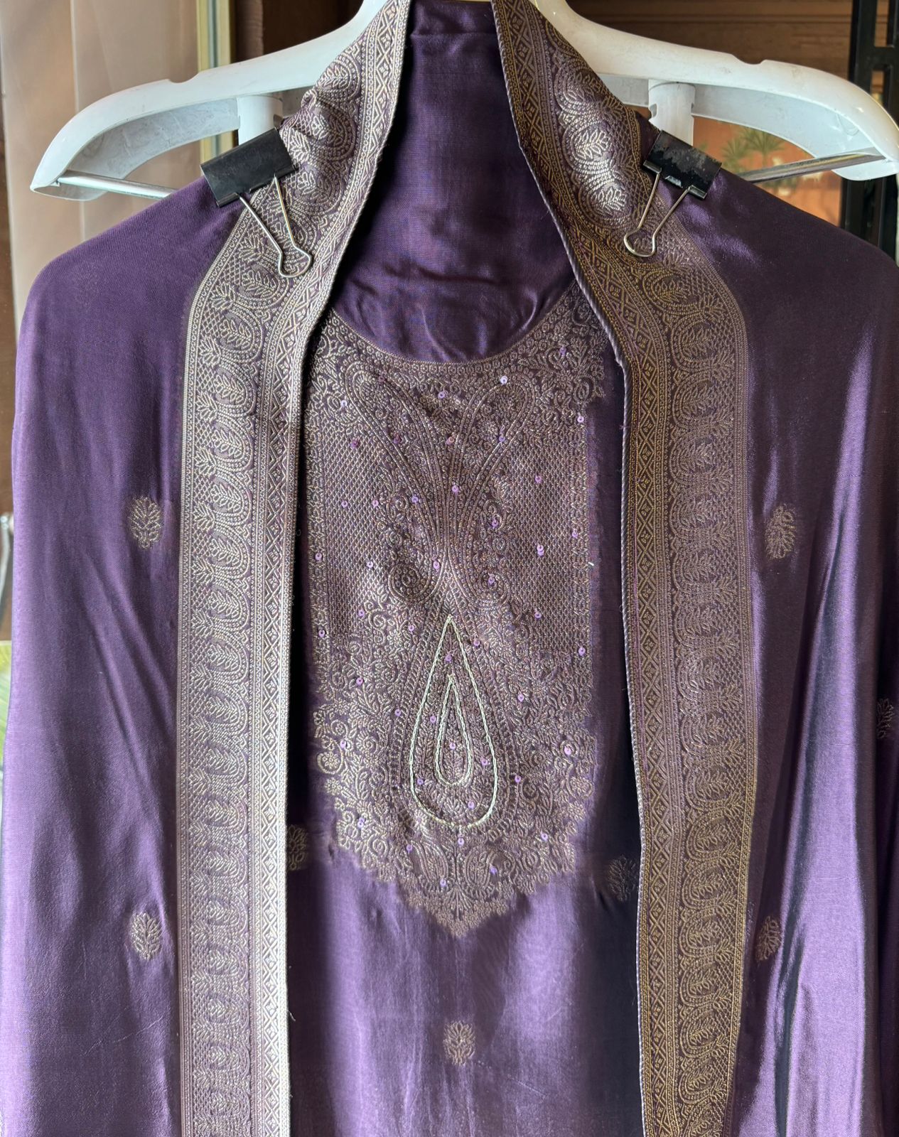 Pure 100% silk Suits with zari weavings concept on the full suit
