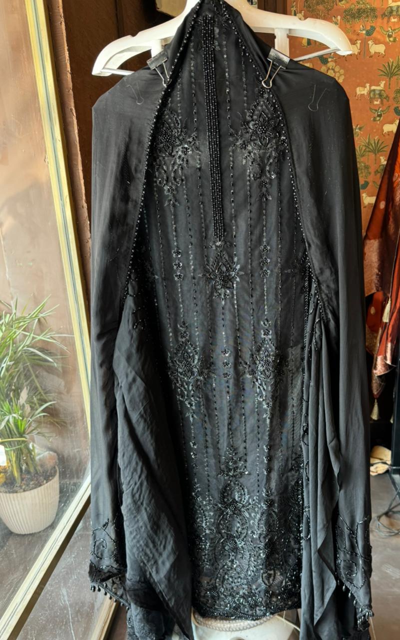 Shop our latest Pakistani suit