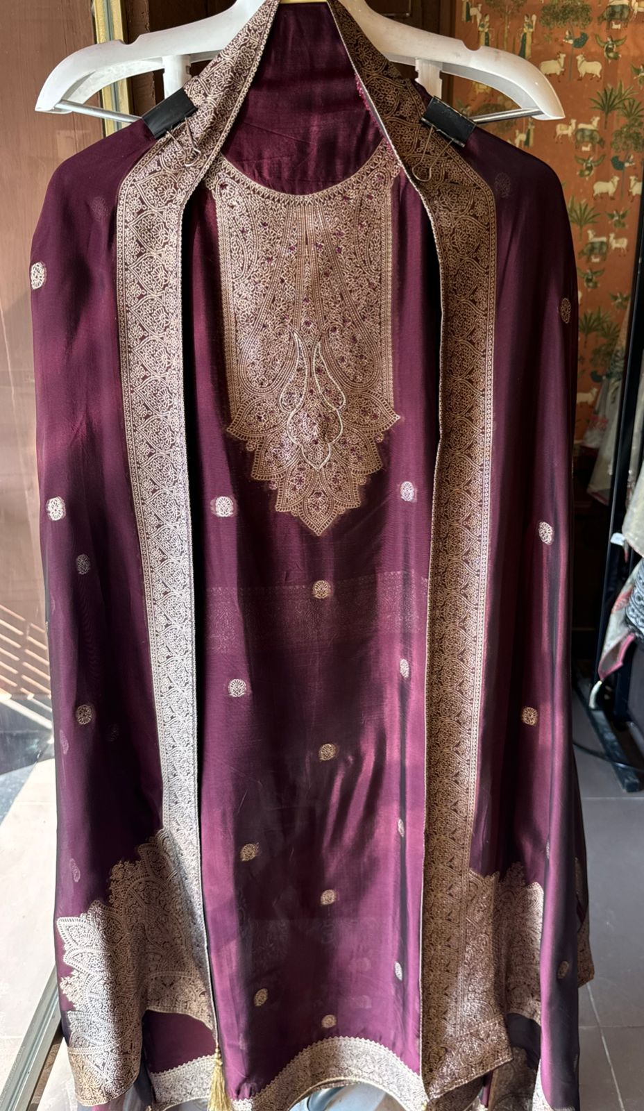 Pure 100% silk Suits with zari weavings
