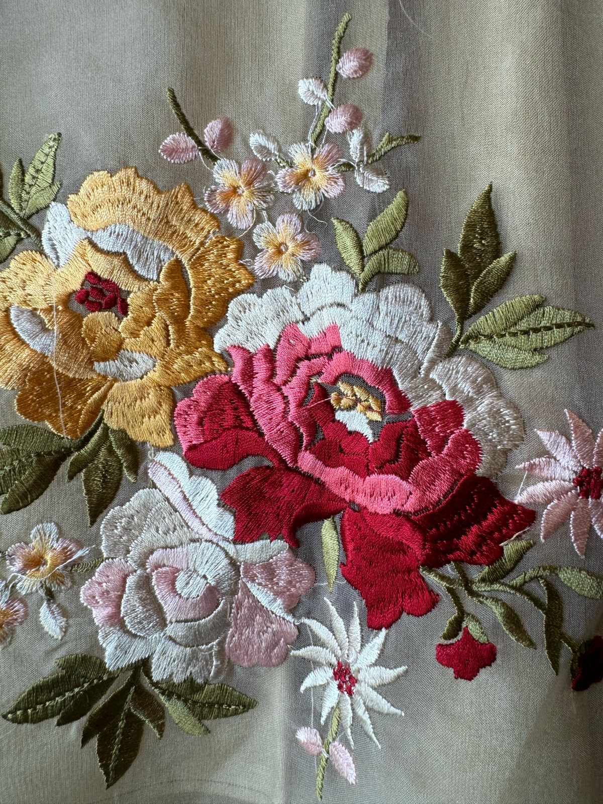 Pure Silk Suits , Simple and plain shirts