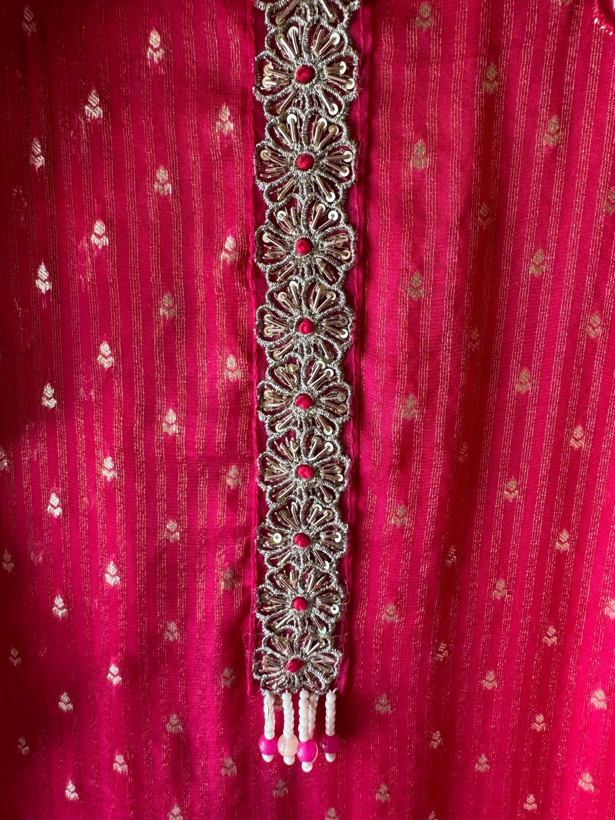 Self organza Bootidaar shirt with embroidered floral