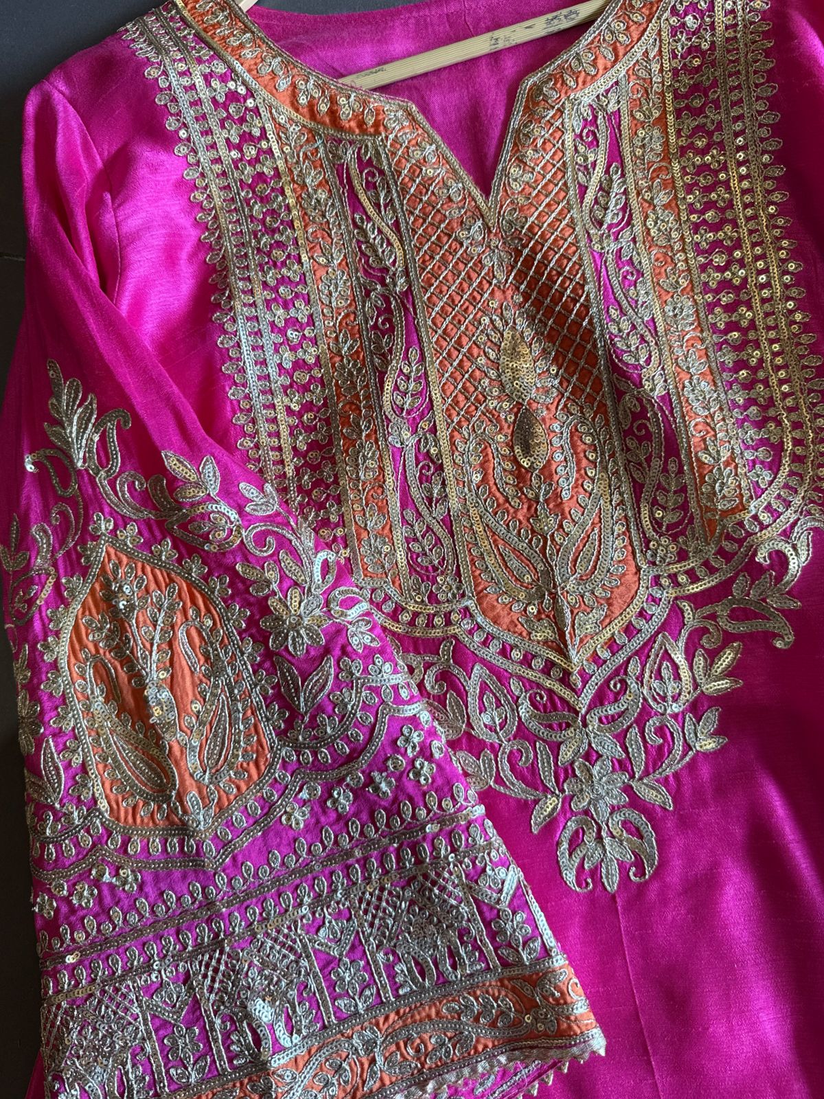 Pure 100% raw silk Kurta with Very beautiful Gold Zari