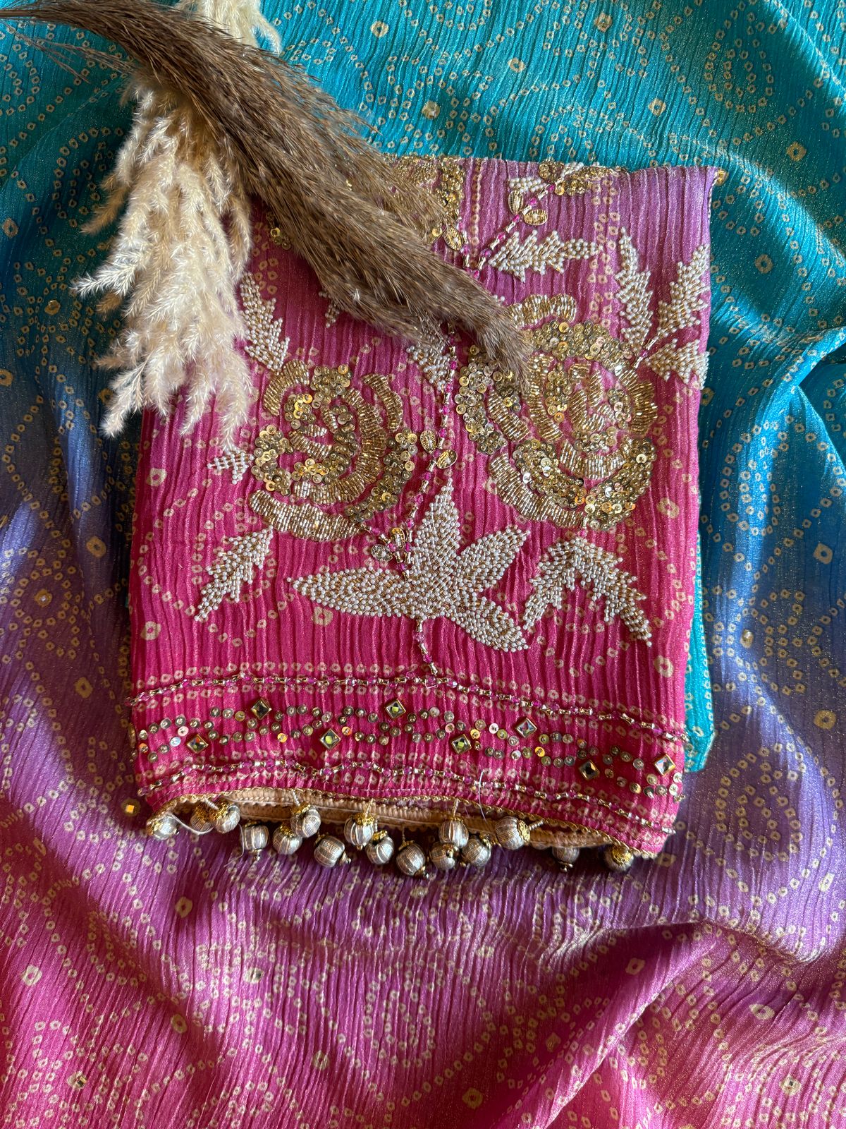 Crushed stretchable Tissue fabric