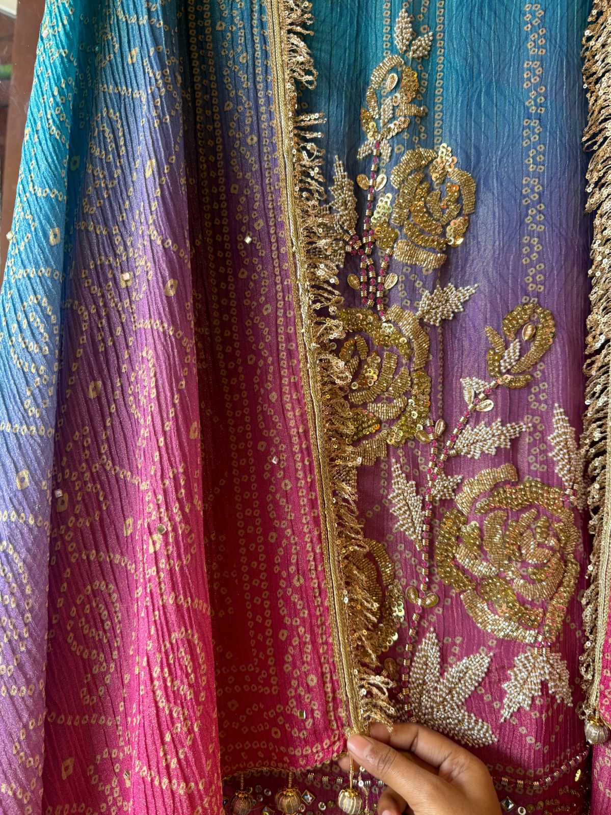 Crushed stretchable Tissue fabric