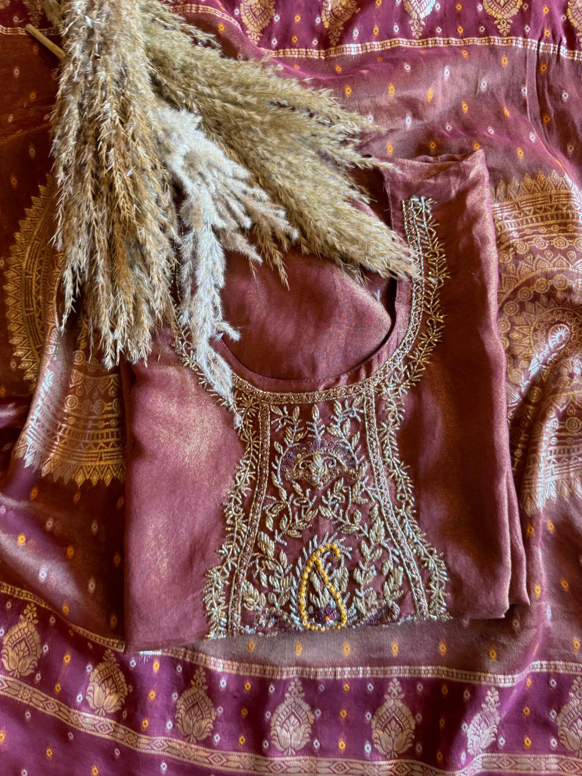 Shimmer tissue semi stitched suit