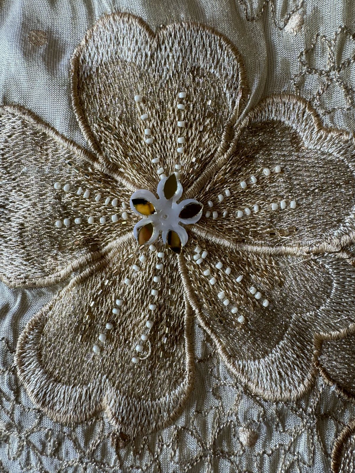 Soft shimmer tissue Unstitched Full size shirt