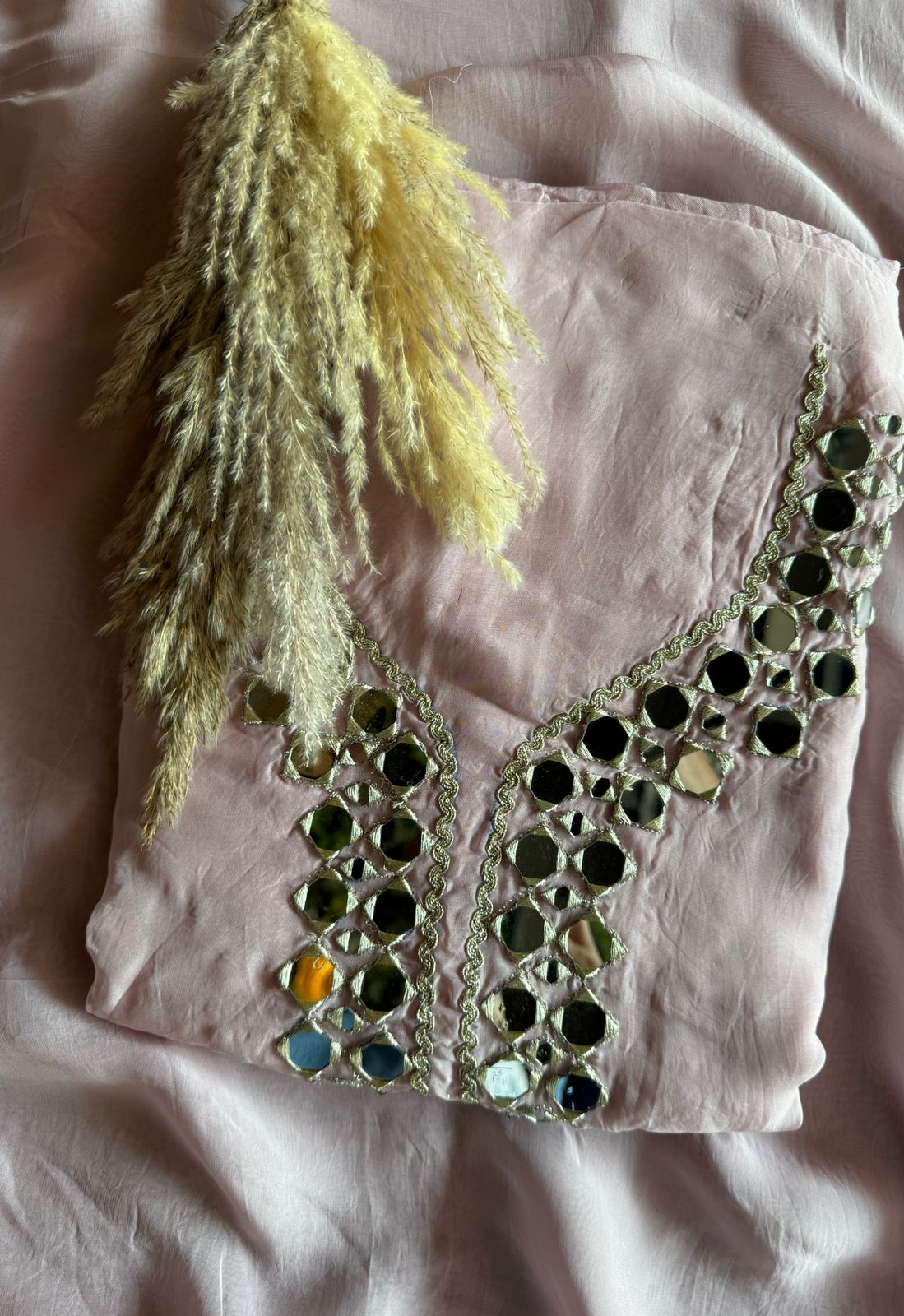 Shop our latest Mirror work suits