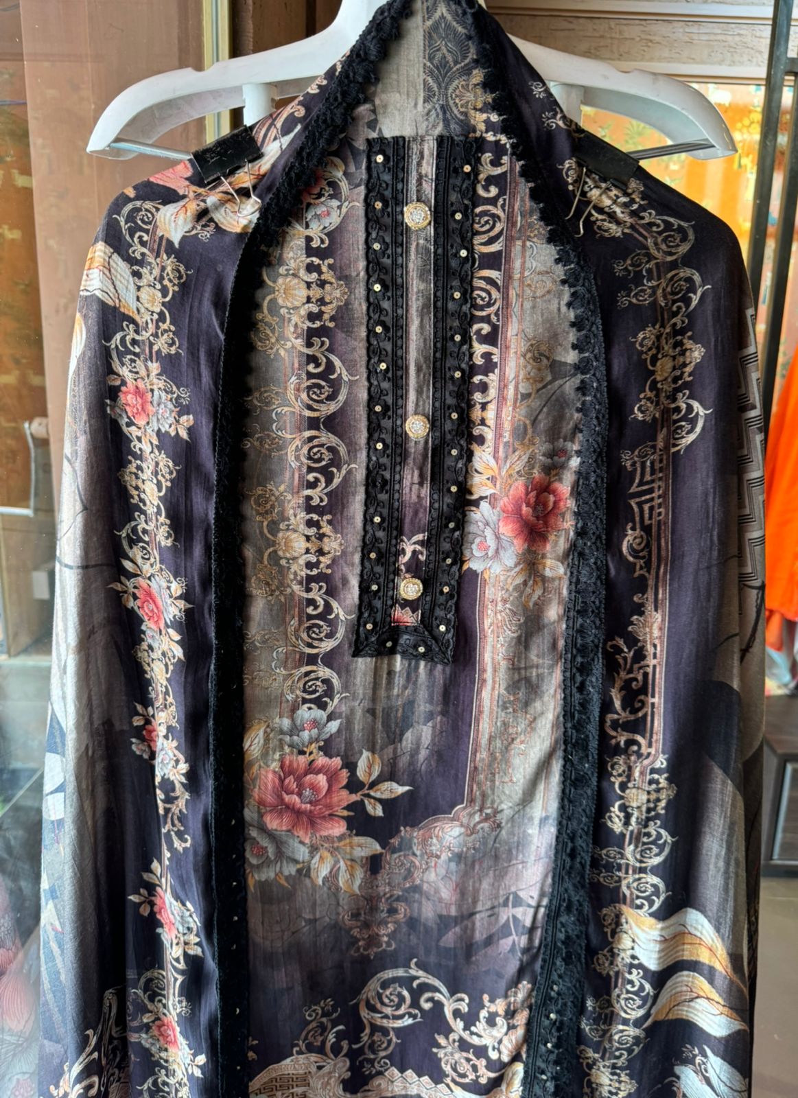 Shop Our New digital Pakistani printed designer suit with Lace concept